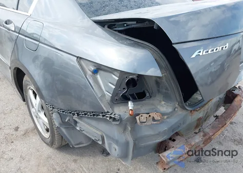 2009 Honda Accord 2.4 Ex-L from USA, damaged, VIN 1HGCP26879A056348